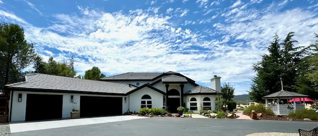 Lucero's Roofing Inc Picture 1