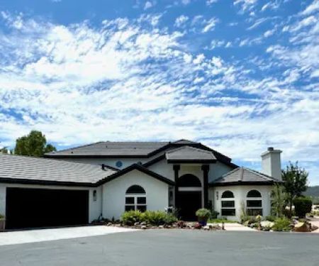 Lucero's Roofing Inc