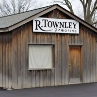 R. Townley Roofing ico
