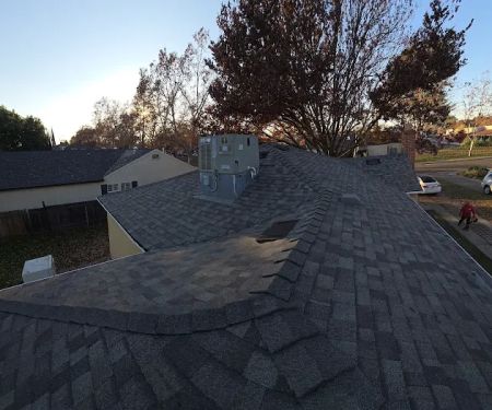 Straight Line Roofing & Construction