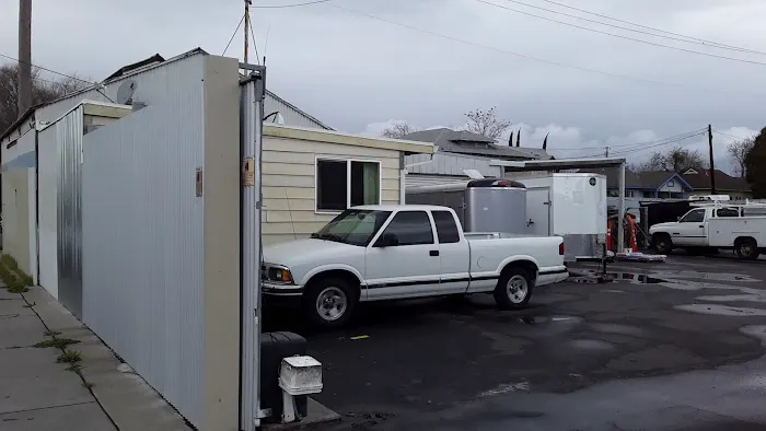 Noble H Brown Roofing Co Picture 4