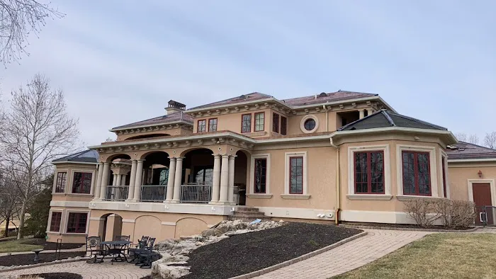 RoyCo Roofing Picture 3