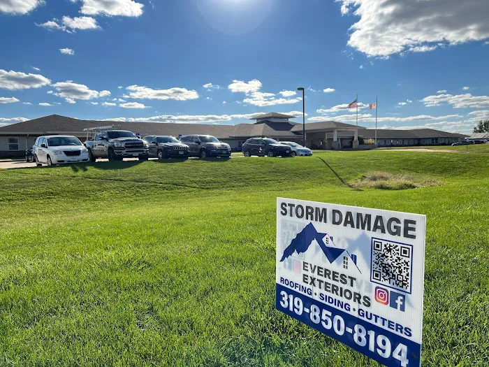 Everest Exteriors Picture 10