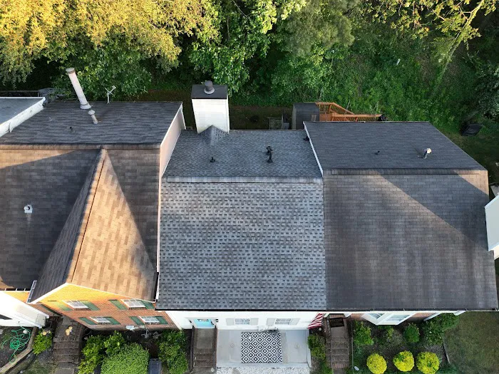 Bumble Roofing of Greater Kansas City Picture 8
