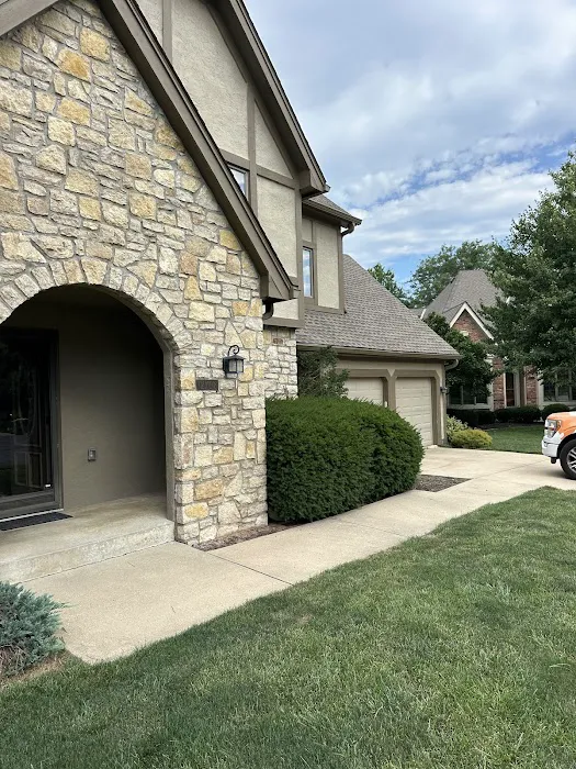 Pro-Roofing USA of Midwest, LLC Picture 2