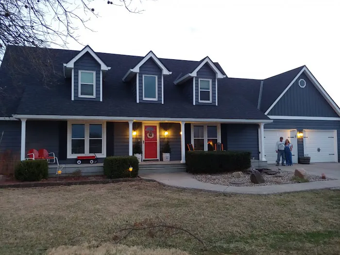 SRA Roofing & Gutters Picture 7