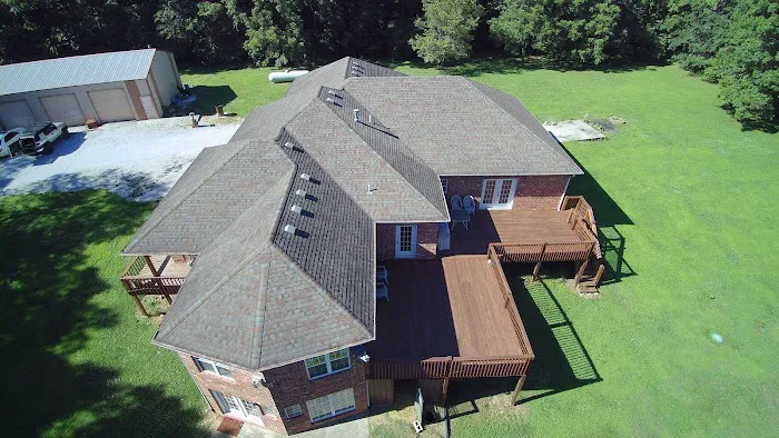 SRA Roofing & Gutters Picture 10