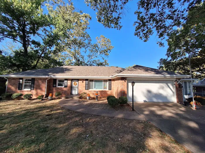 SRA Roofing & Gutters Picture 2