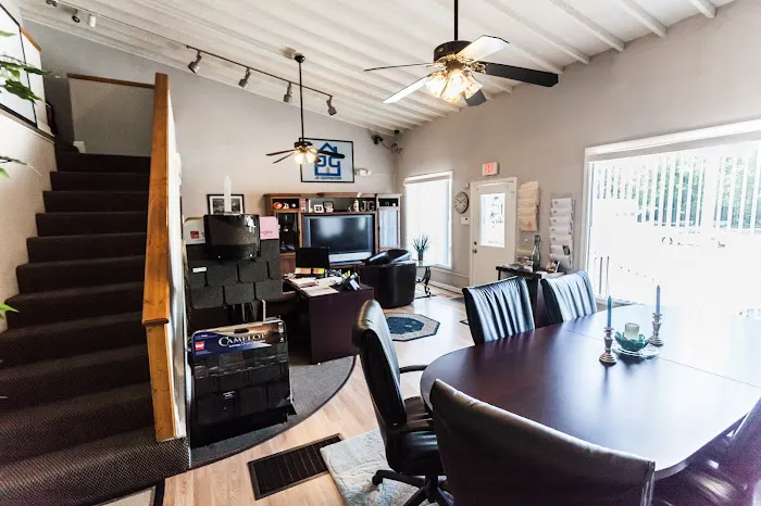 SRA Roofing & Gutters Picture 5