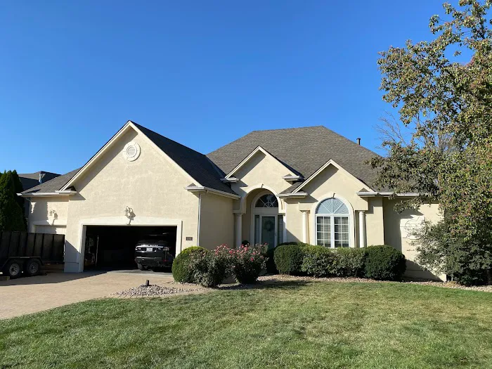 Legacy Roofing & Exteriors Picture 1