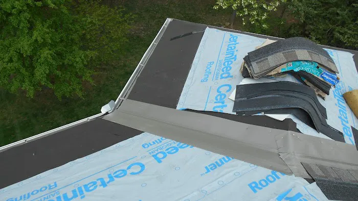 Herntro Roofing Co. llc Picture 1