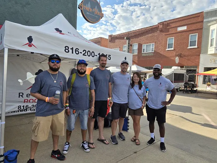 Red-tail Roofing Picture 3