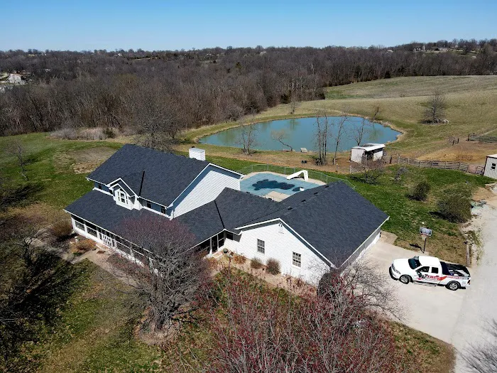 Red-tail Roofing Picture 7