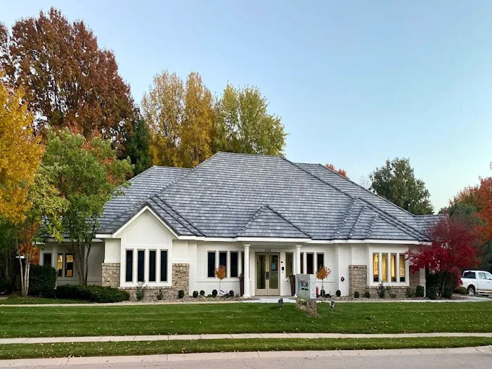 H&H Roofing and Restoration LLC Picture 1