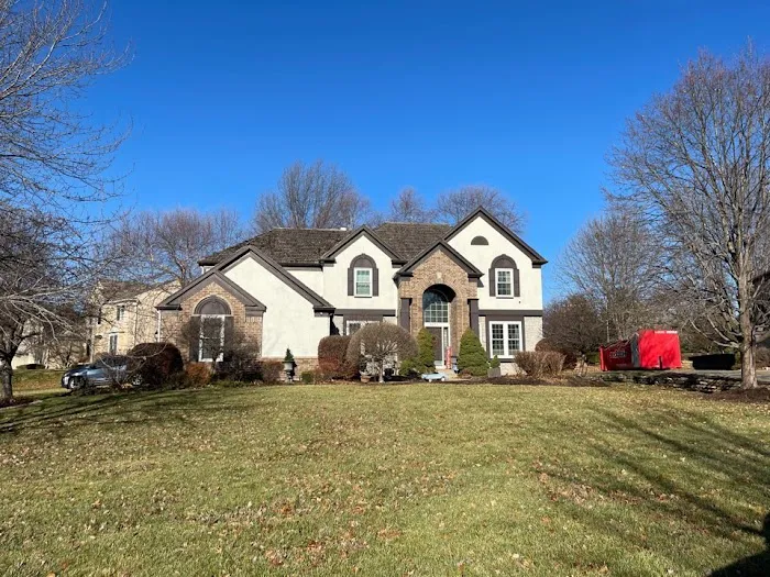 H&H Roofing and Restoration LLC Picture 2