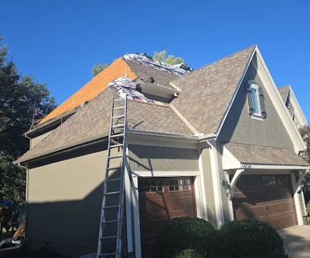 Swing Coast Roofs & Gutters - Lenexa, KS