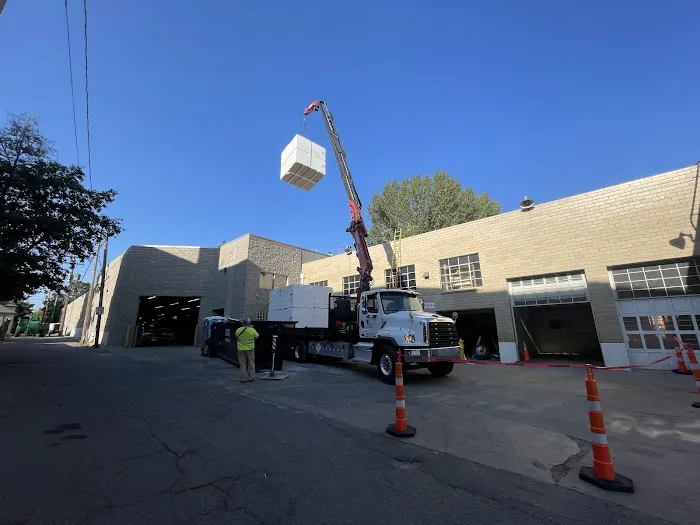 MAC Street Industrial Picture 6