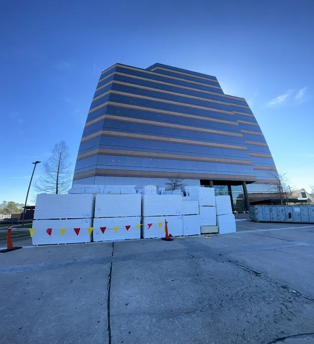 MAC Street Industrial Picture 3