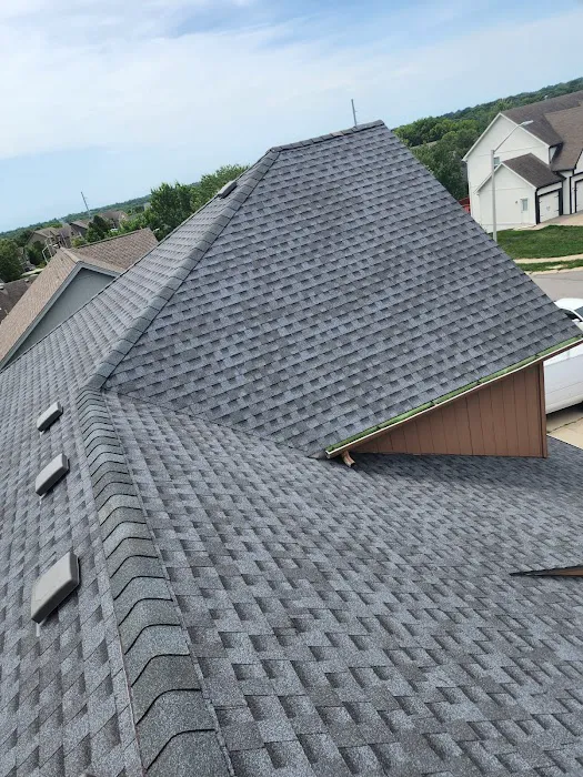 Maza Men Roofing and Construction Company LLC. Picture 6