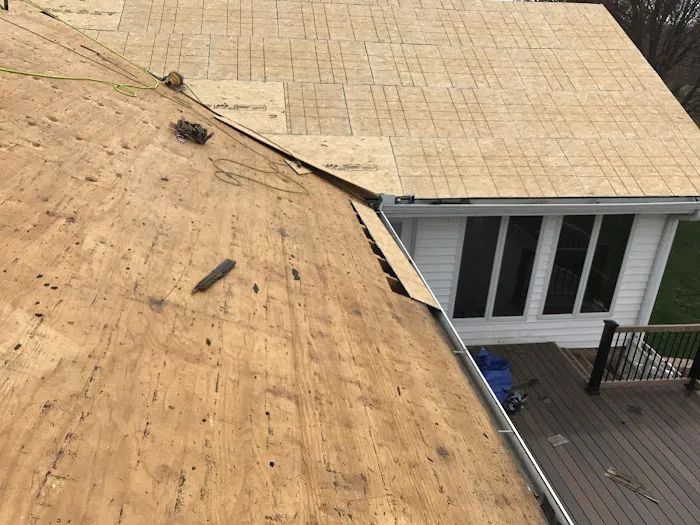 Pyramid Roofing Co Picture 3