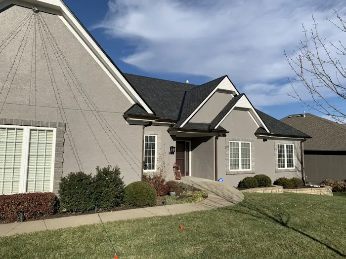 Larry L. Vaught Roofing Picture 5