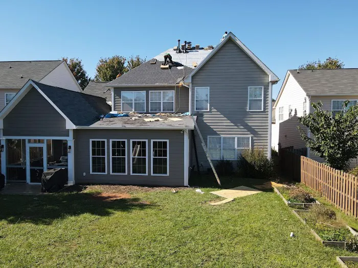 Leavenworth Roofing Company Picture 2