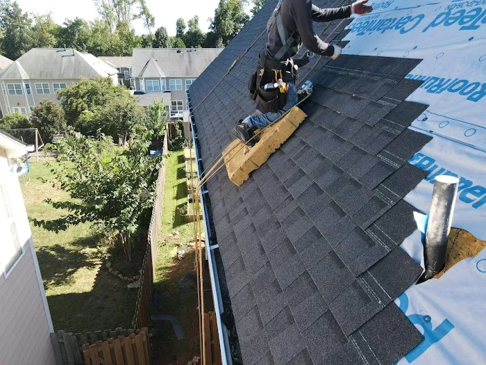 Leavenworth Roofing Company Picture 7