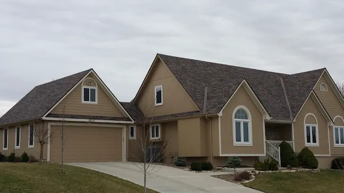 RJM ROOFING Picture 4