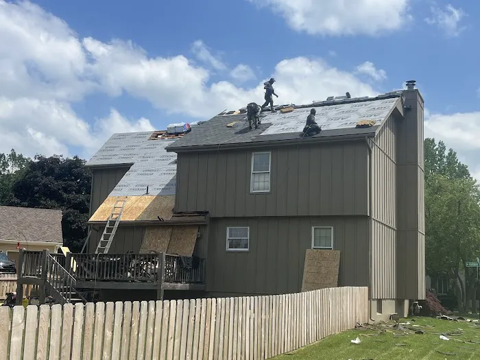 Lee's Summit Roofing Picture 4