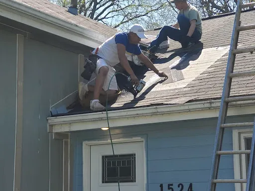 Lee's Summit Roofing Picture 6