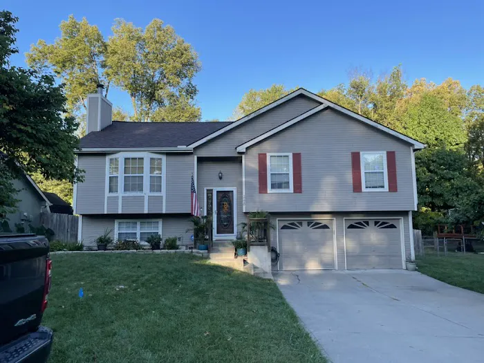 SkyCap Roofing & Remodeling Picture 4