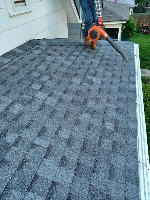 JV & Brothers Roofing LLC Picture 6
