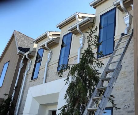 Unique Properties LLC