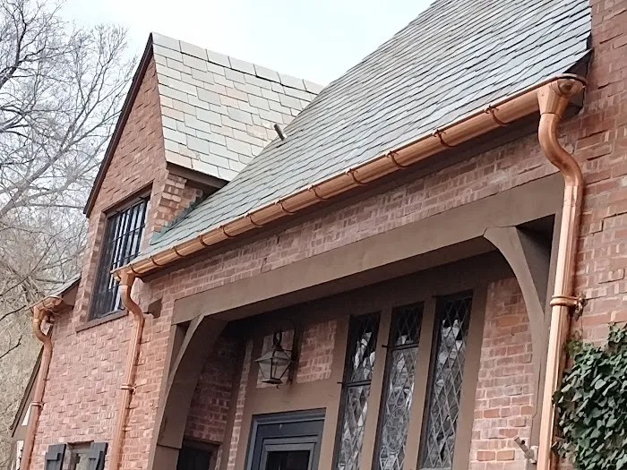 Unique Properties LLC Picture 2