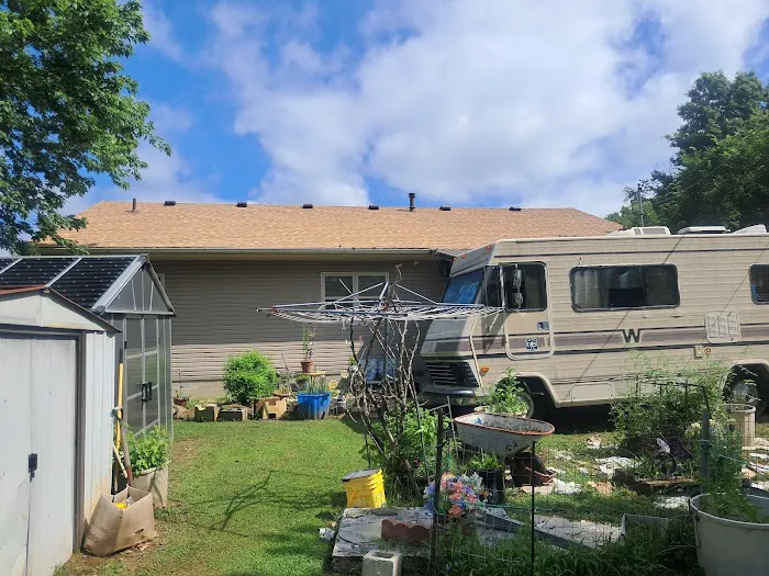 FreeState Roofing LLC Picture 4