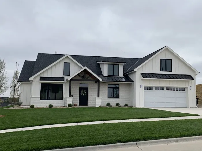 Buck Roofing & Construction LLC Picture 9