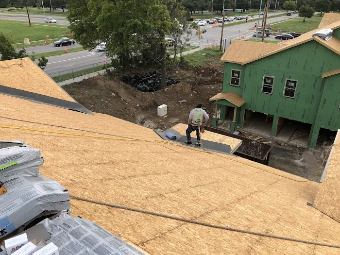 Midwest Roofing Picture 8