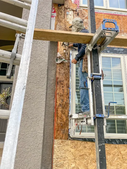 HT Roofing & Construction Picture 4