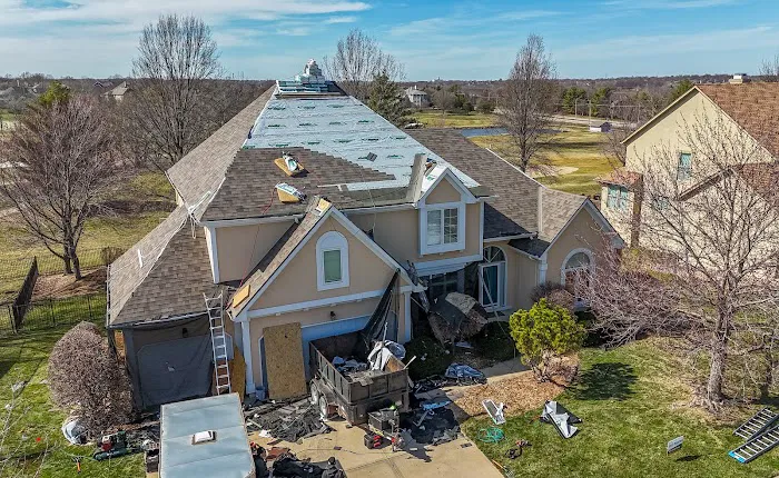 HT Roofing & Construction Picture 6