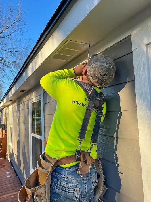 HT Roofing & Construction Picture 2