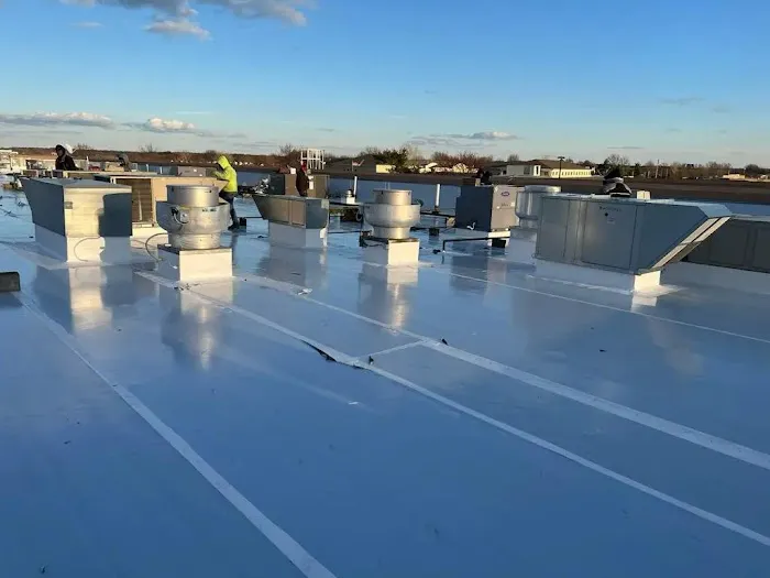 KAM ROOFING AND RESTORATION Picture 1