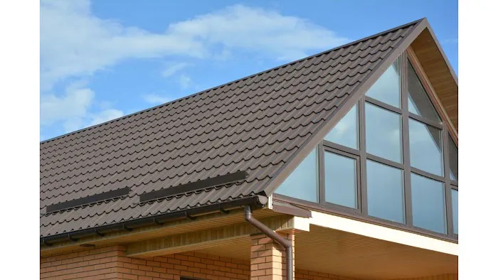 SJ&H ROOFING Picture 1