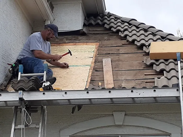 Gragg Roofing & Construction LLC Picture 8