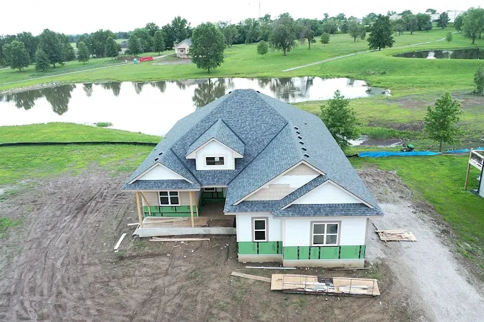 Royal Roofing & Solar - Roofer Picture 10