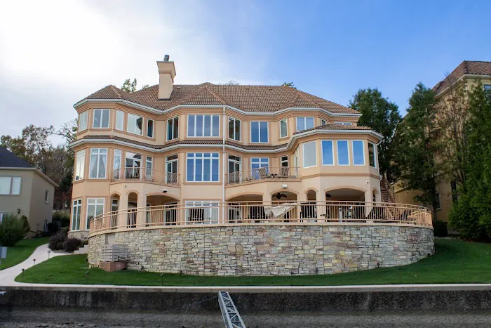 Como Premium Exteriors Picture 4