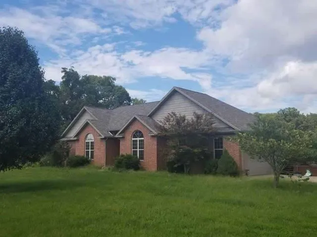 Above & Beyond Roofing Picture 1