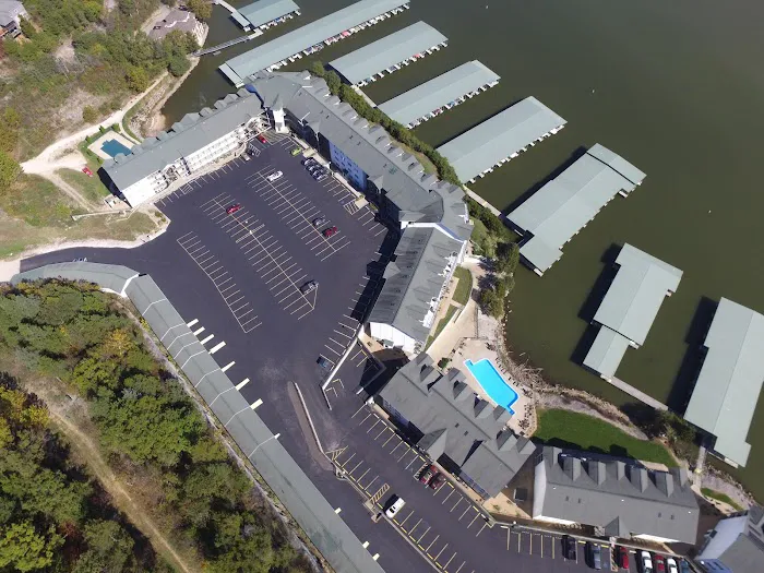 Thompson Roofing & Reconstruction Picture 9