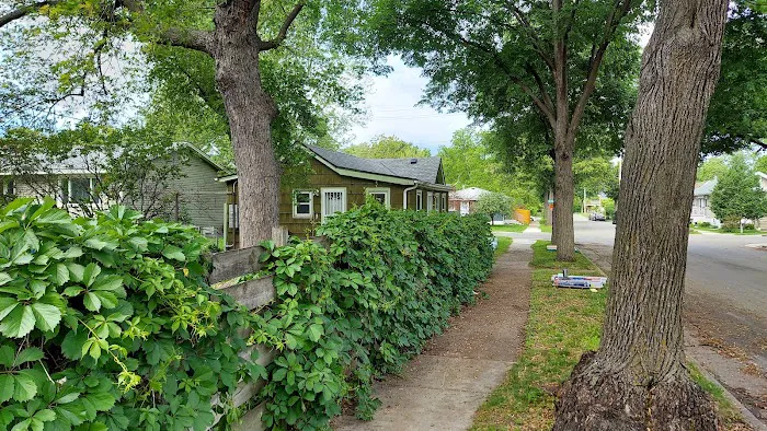 Apple Exteriors & Remodeling Picture 2