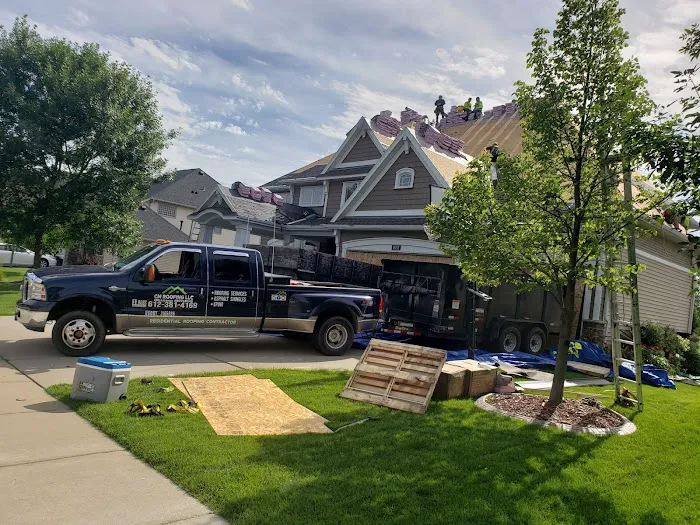 FIRST CLASS ROOFING LLC Picture 9