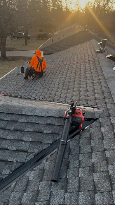 MN ROOFING & REMODELING Picture 2